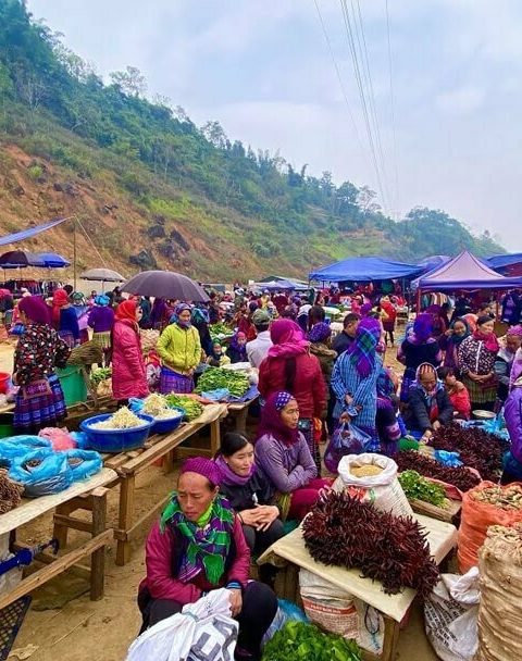 chợ phiên bắc hà